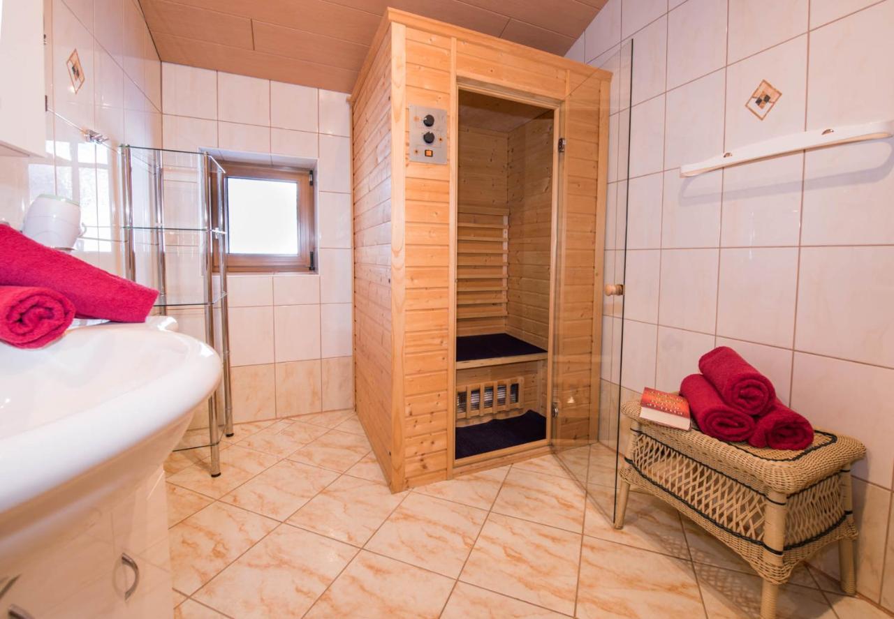 Ferienwohnungen Schwalbennest Mauterndorf  Bagian luar foto